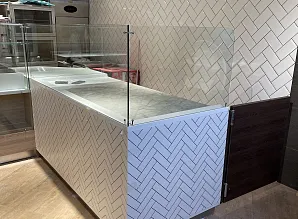 Производство мебели и барной стойки для кафе-пекарни Cinnabon на Лиговском Фото 19
