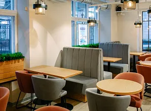 Барная стойка для кафе-пекарни Cinnabon на Сенной площади в Санкт-Петербурге Фото 7