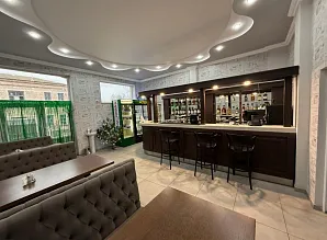 Барная стойка и мебель для корпоративного кафе в Бердянске Фото 5