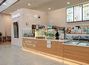 Барная стойка и мебель для кафе пекарни Cinnabon в ТРЦ МЕГА Дыбенко Фото 17