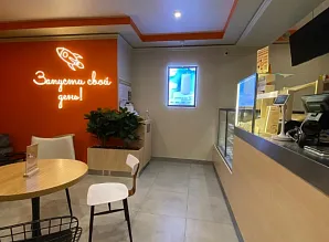 Мебель для кофейни Bodro Coffee в БЦ «Окский» Фото 3
